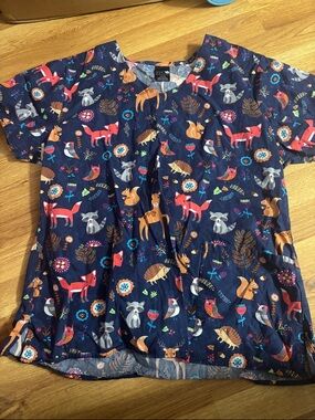 Women’s medical scrub top